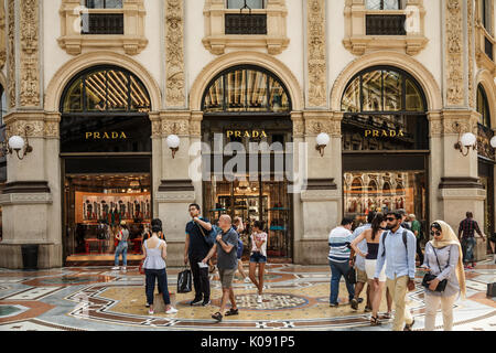 Prada Boutique. Galleria Vittorio Emanuele II. Mailand, Italien Stockfoto