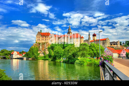 Schloss Sigmaringen am Ufer der Donau in Baden-Württemberg, Deutschland Stockfoto