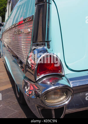 Ein 1957 Chevrolet Bel Air Limousine mit vier Türen Stockfoto