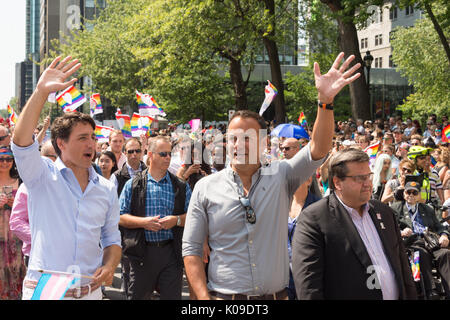 Montreal, Kanada - 20 August 2017. Kanadische Premierminister Justin Trudeau und Irland Premierminister Leo Varadkar Teil in Montreal Pride Parade nehmen. Stockfoto