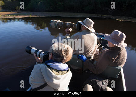 Fotografen auf einer Tour im Pantanal in Brasilien Stockfoto