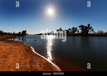 Rocky Pool bei Sonnenuntergang, einen Abschnitt der Gascoyne River, die nie trocken wird, Gascoyne, Western Australia Stockfoto