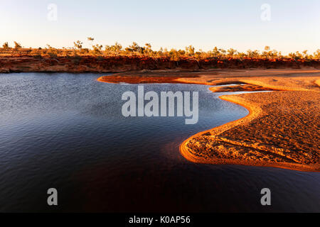 Rocky Pool einen Abschnitt der Gascoyne River, die nie trocken wird, Gascoyne, Western Australia Stockfoto