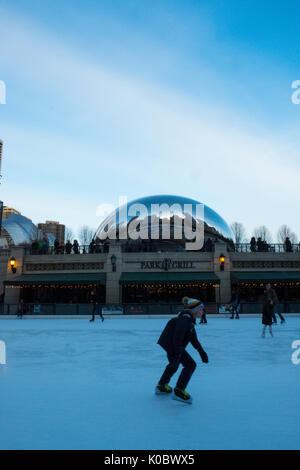 Cloudgate Skulptur/Bean (Anish Kapoor), Millennium Park, Chicago, Illinois, USA Stockfoto