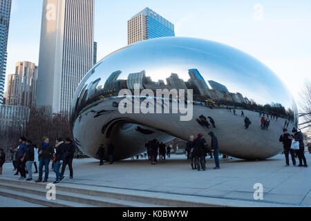 Cloudgate Skulptur/Bean (Anish Kapoor), Millennium Park, Chicago, Illinois, USA Stockfoto