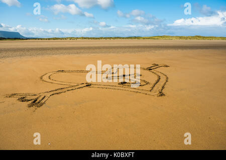 Wahre Liebe Herz im Sand, ich liebe dich Message am Strand Stockfoto