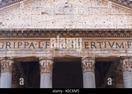 Detail der berühmten Pantheon in Rom, Italien Stockfoto