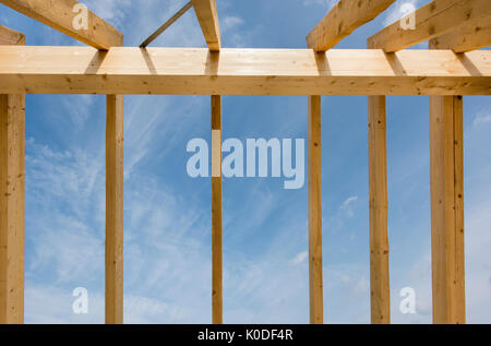 Rahmen der neu gebauten Dach auf Wohnhaus in Bau Stockfoto