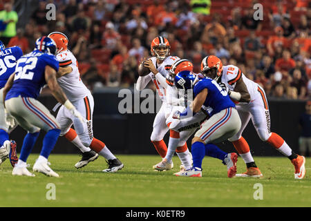 21. August 2017: Cleveland Browns quarterback Brock Osweiler (17) Während der NFL Football Spiel zwischen den New York Giants und der Cleveland Browns zunächst Energie Stadion in Cleveland, Ohio. JP Waldron/Cal Sport Media Stockfoto