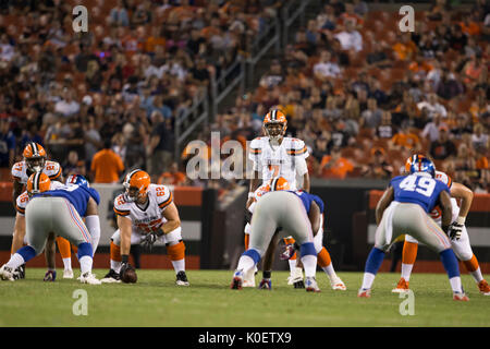 21. August 2017: Cleveland Browns quarterback DeShone Kizer (7) Während der NFL Football Spiel zwischen den New York Giants und der Cleveland Browns zunächst Energie Stadion in Cleveland, Ohio. JP Waldron/Cal Sport Media Stockfoto