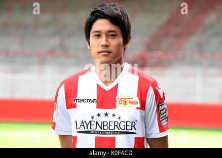 Japanischer Fußballspieler Atsuto Uchida wird als neuer Spieler der 1. FC Union Berlin Club in Berlin, Deutschland, 23. August 2017. Der japanische Spieler von Schalke 04 an die Berliner Club. Foto: Maurizio Gambarini/dpa Stockfoto