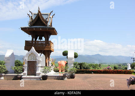 CHIANGMAI, THAILAND - 14. OKTOBER 2015: Banden-industrie Tempel, schöne Tempel in Maetang Bezirk, Chiangmai, Thailand. Stockfoto