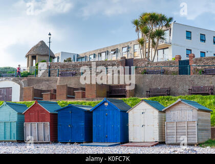 Strand Hütten auf budleigh Strand Stockfoto