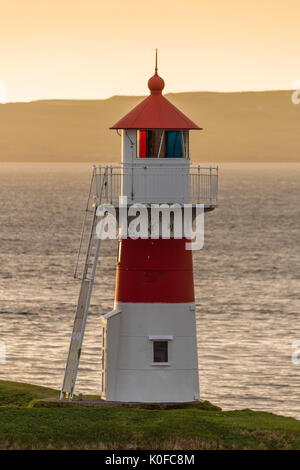 Leuchtturm Skansin bei Sonnenaufgang, historische Festung, Tórshavn, Insel Streymoy, Färöer, Dänemark Stockfoto