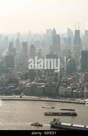 Blick auf den Fluss in Shanghai von Pearl TV Tower Stockfoto