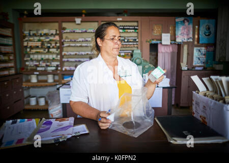 Kuba, Kuba, Cardenas, einem traditionellen Apotheke Shop in einem kleinen Dorf Stockfoto