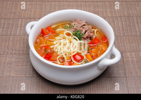 Teil der Lagman in Keramikplatte Stockfoto