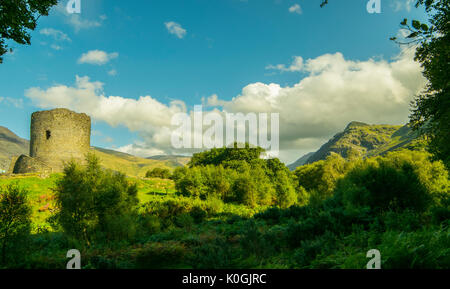 Schloss Dolbadarn Ruinen, Llanberis, Snowdonia National Park im Norden von Wales, Vereinigtes Königreich Stockfoto