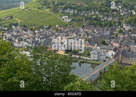 Panoramablick auf Traben, Traben-Trarbach, Mosel, Rheinland-Pfalz, Deutschland Stockfoto