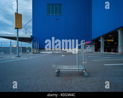 Serie von Element der Architektur Department Store und Straße, wenn der regen Sturm kommen Stockfoto