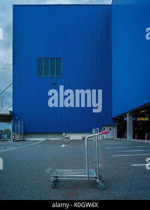 Serie von Element der Architektur Department Store und Straße, wenn der regen Sturm kommen Stockfoto