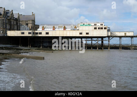 Szenen von Aberystwyth an der Westküste von Wales. Royal Pier. Stockfoto