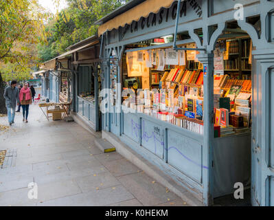 Puestos de Libros en la Cuesta de Moyano en Madrid Hauptstadt. España Stockfoto