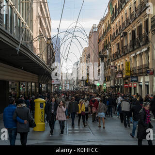 Calle de Preciados en November. Madrid Hauptstadt. España Stockfoto