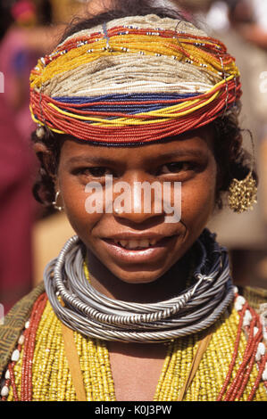 Bonda tribal Mädchen, Onukudeloe, Odisha (Orissa), Indien Stockfoto