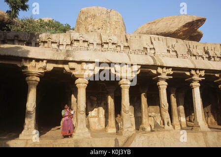 Hindu Tempel in Arjunas Buße, Mamallapuram (Mahabalipuram), Tamil Nadu, Indien Stockfoto