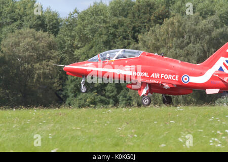 Die roten Pfeile zeigen an der Biggin Hill Festival der Flug Stockfoto