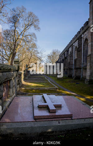 Außerhalb von St. Machar's Kathedrale in Seaton Park, Aberdeen, Schottland Stockfoto
