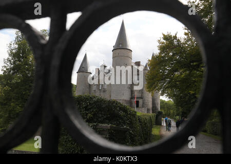 In Celles, in der Nähe von Dinant, die mittelalterliche Burg von Veves entfernt. Dinant, Belgien. Stockfoto