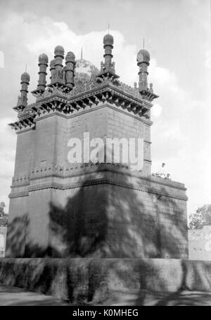 Alte vintage Laterne Folie von Ibrahim Roza, bijapur, Karnataka, Indien, Asien, 1900 s Stockfoto