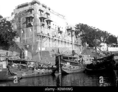 Alte vintage Laterne Folie von Ghat banaras, Varanasi, Uttar Pradesh, Indien, Asien Stockfoto