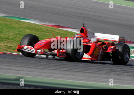 MUGELLO, IT, November 2015, Unbekannt laufen mit modernen Ferrari in Mugello während Finali Mondiali Ferrari 2015 in Mugello, Italien Stockfoto