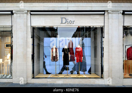 Dior London, England, UK. Christian Dior flagship Boutique in New Bond Street Stockfoto