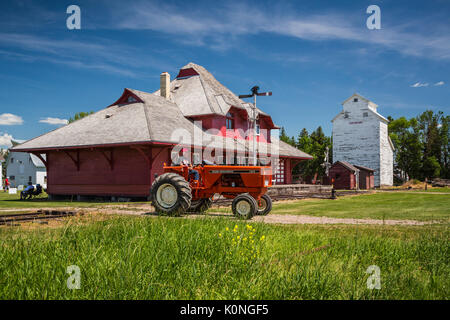 Die ehemalige Morden Bahnhof am Pembina Threshermen Museum, Winkler, Manitoba, Kanada. Stockfoto