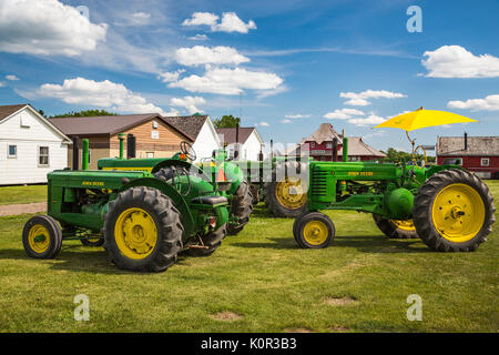 Antiken Traktoren am Pembina Threshermen Museum, Winkler, Manitoba, Kanada. Stockfoto