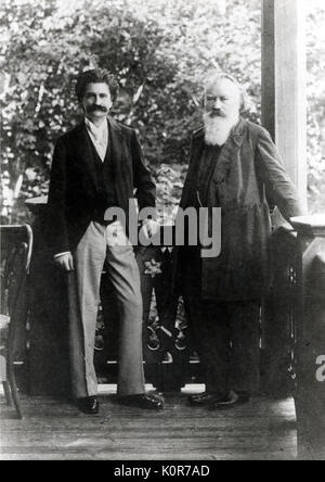 Johannes Brahms und Johann Strauss (Sohn) in Bad Ischl 1860 JB's deutsche Komponist 1833-1897. JS II. Der oesterreichische Komponist, Dirigent und Violinist, 25. Oktober 1825 - vom 3. Juni 1899. Stockfoto