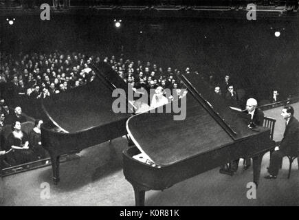 Bela Bartok und seiner zweiten Ehefrau Ditta Pasztory 1938 Spielen an zwei Klavieren. Ungarische Komponist und Pianist (1881-1945). Stockfoto