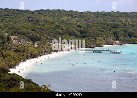 Die Ansicht der Easo Village Beach auf Lifou Island (Neukaledonien). Stockfoto