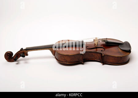 Viola mit Quint' f Löcher, näher unten als oben. Stockfoto