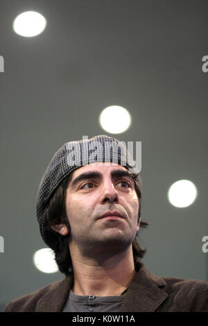 Deutsch-türkische Regisseur Fatih Akin dargestellt während der Frankfurter Buchmesse in Frankfurt, Deutschland, 12. Oktober 2011. Foto: Fredrik von Erichsen | Verwendung weltweit Stockfoto