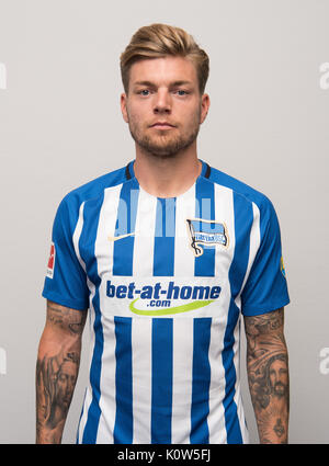 Bundesliga, offiziellen photocall Hertha BSC für die Saison 2017/18 in Berlin, Deutschland: Alexander Esswein. Copyright: City-Press GbR | Verwendung weltweit Stockfoto