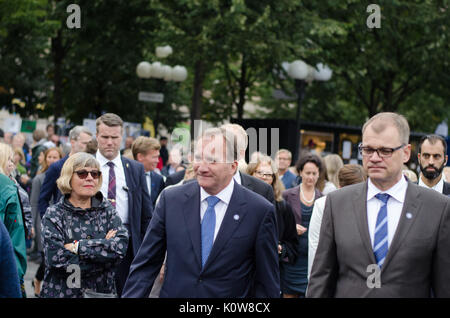 Stockholm, Schweden - 25 August 2017. Die Premierminister von Schweden und Finnland besuchen das 3-tägige Festival Finlands 100-jähriges Jubiläum in Kungsträdgården im zentralen Teil von Stockholm zu feiern. Credit: Jari Juntunen/Alamy leben Nachrichten Stockfoto