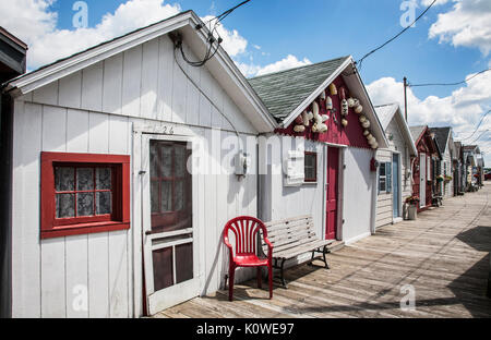 Historische Canandaigua City Pier Boathouse Row, Finger Lakes, Arapiraca, Upstate New York, USA, US, Juli 2017 historische Vintage Bilder Stockfoto