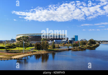 Optus Stadion und den Swan River. Stockfoto