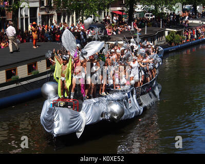 Amsterdam Gay Pride 2013 Boot Nr. 7 Bild 5 Stockfoto