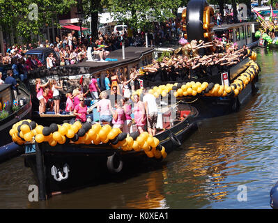 Amsterdam Gay Pride 2013 Boot Nr. 40 pic 5. Stockfoto